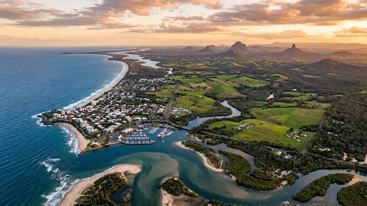 Scenic views of the region surrounding Caloundra