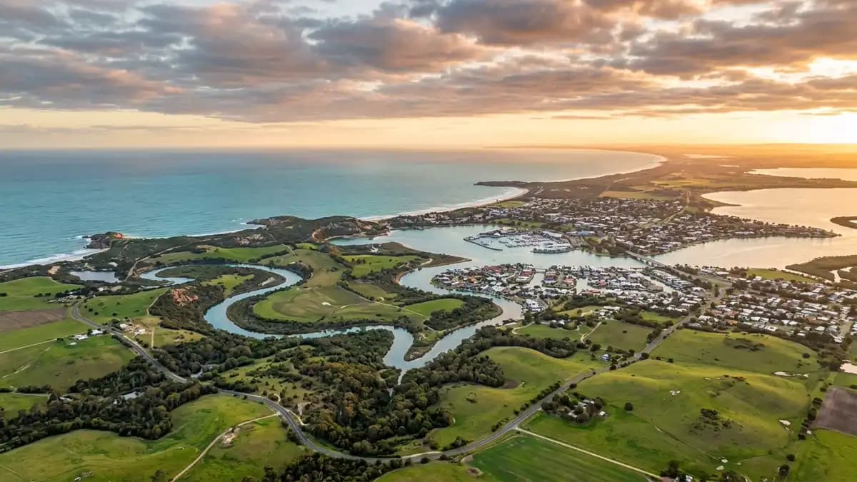 Scenic views of the region surrounding Mandurah