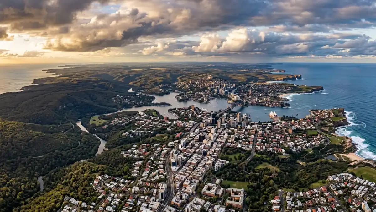 Scenic views of the region surrounding Surry Hills