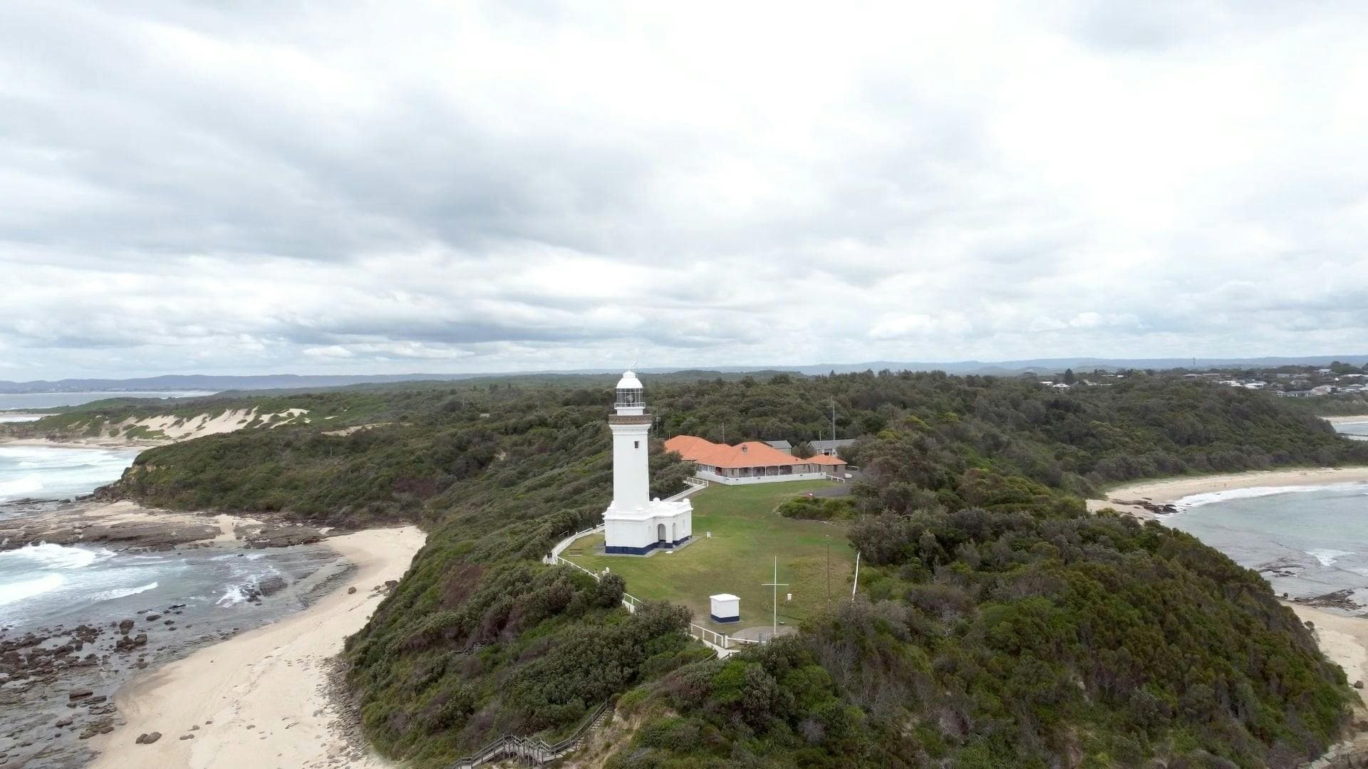 Public toilet facilities in Norah Head, NSW