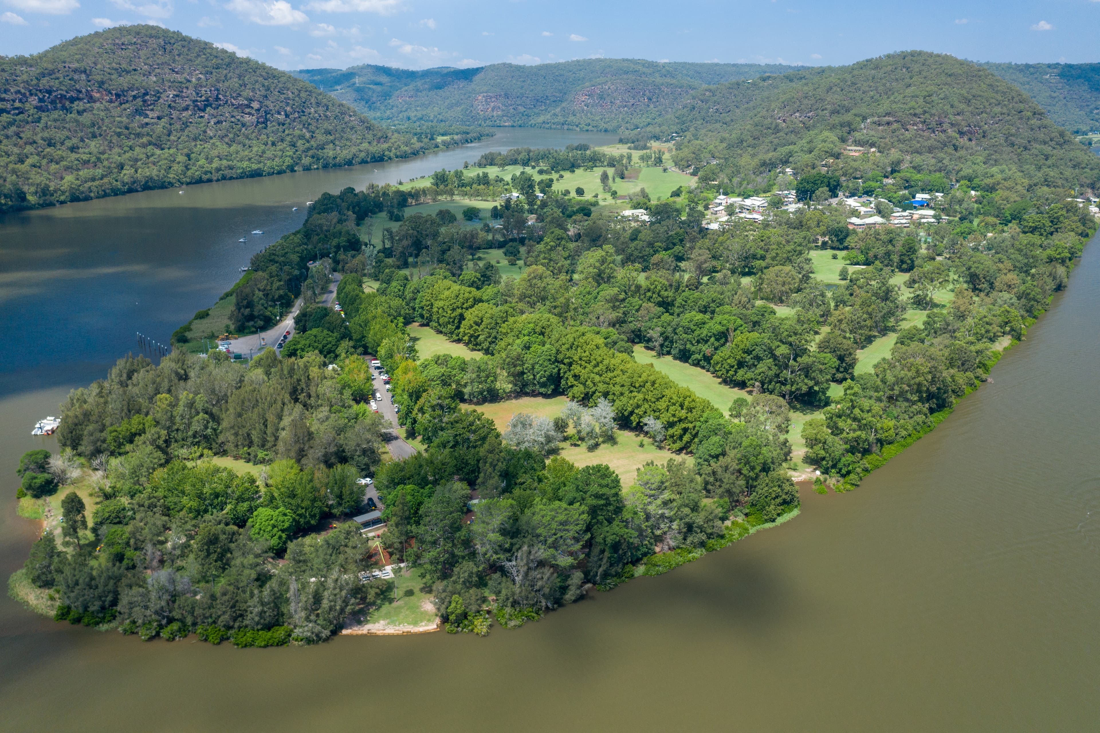 Public toilet facilities in Wisemans Ferry, NSW
