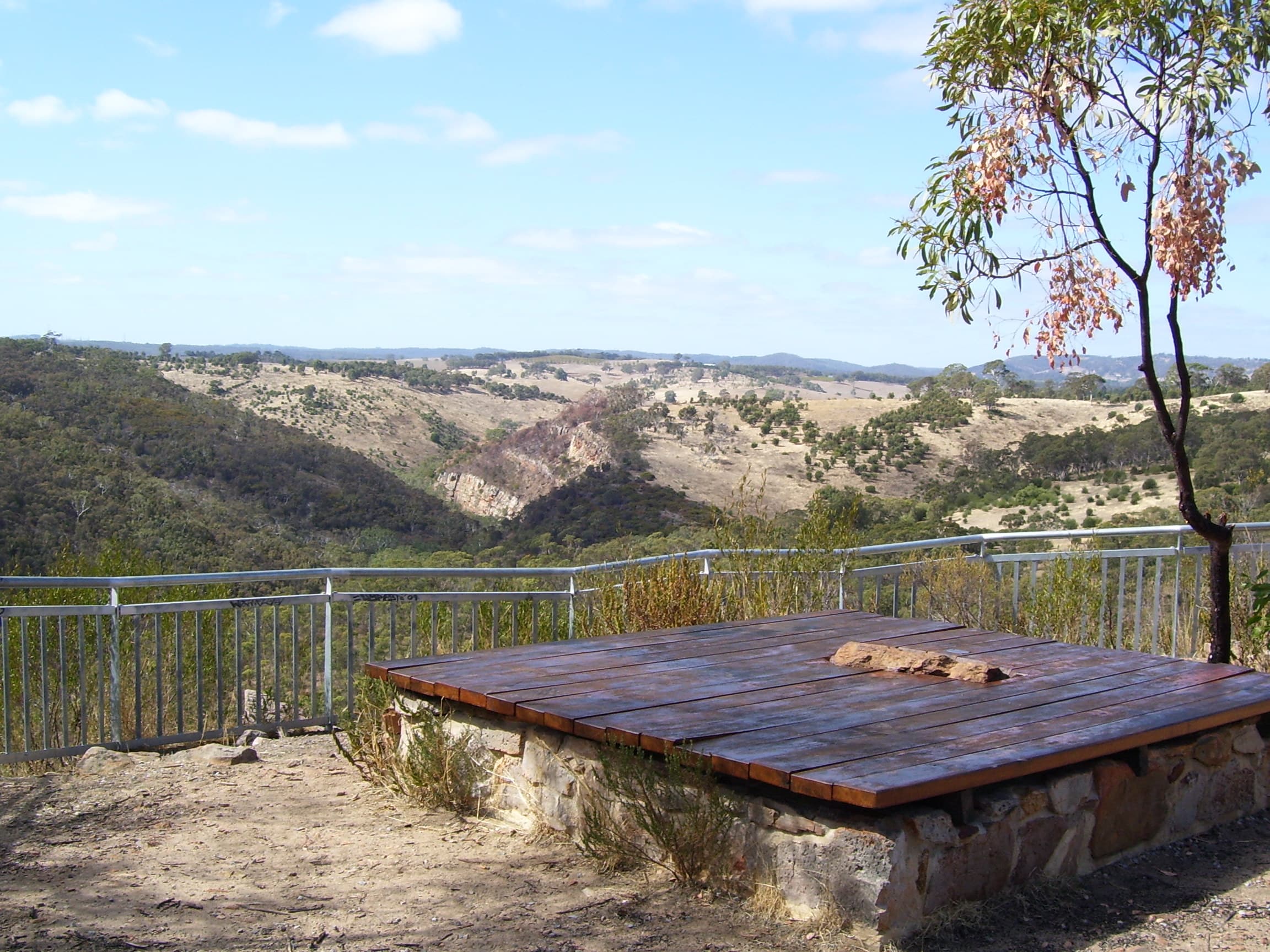 Public toilet facilities in Onkaparinga Hills, SA