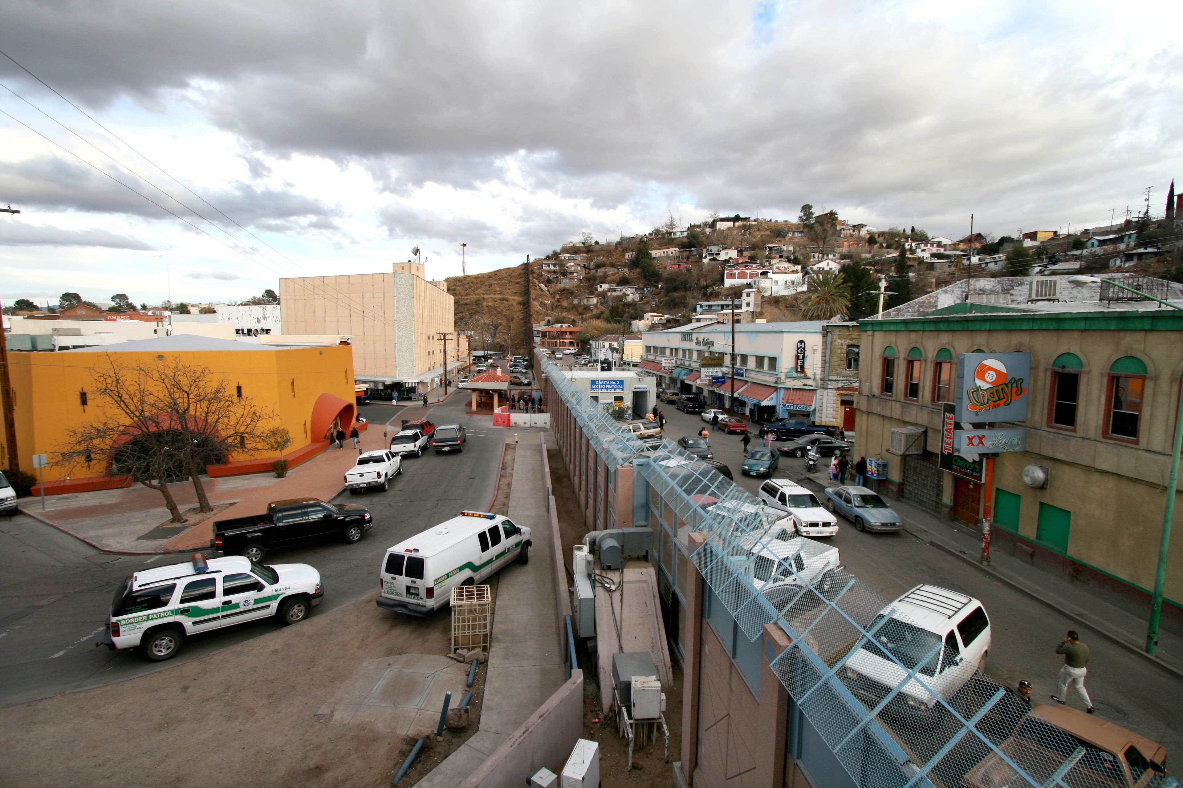 Public restroom facilities in Nogales, Arizona