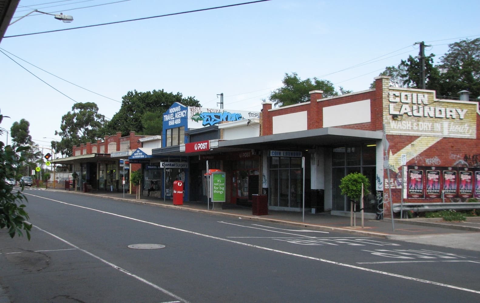 Public toilet facilities in Murrumbeena, VIC