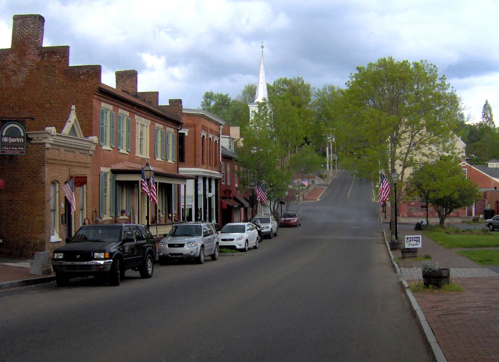 Public restroom facilities in Jonesborough, Tennessee