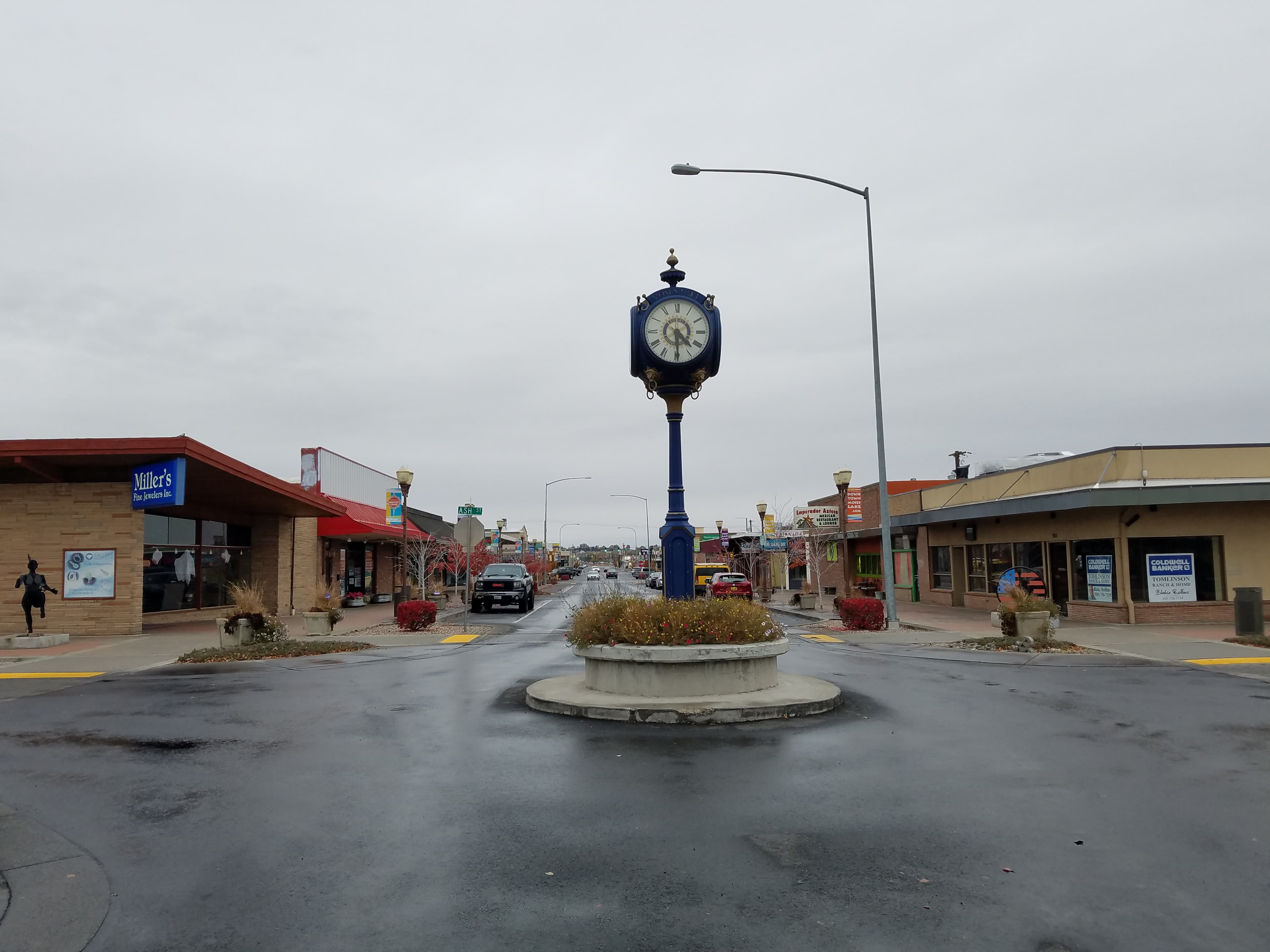 Public restroom facilities in Moses Lake, Washington