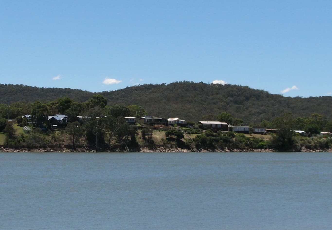Public toilet facilities in Glenmaggie, VIC