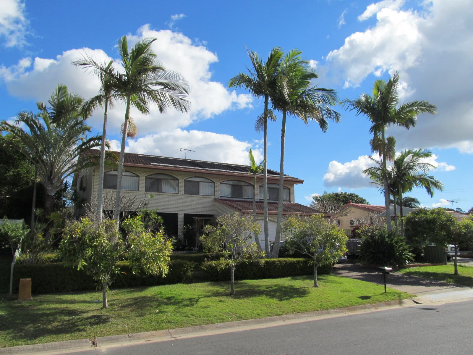 Public toilet facilities in Mount Warren Park, QLD