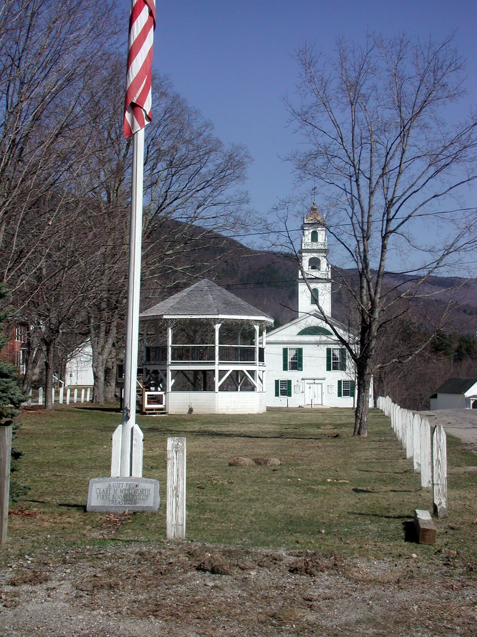 Public restroom facilities in Wentworth's Location, New Hampshire