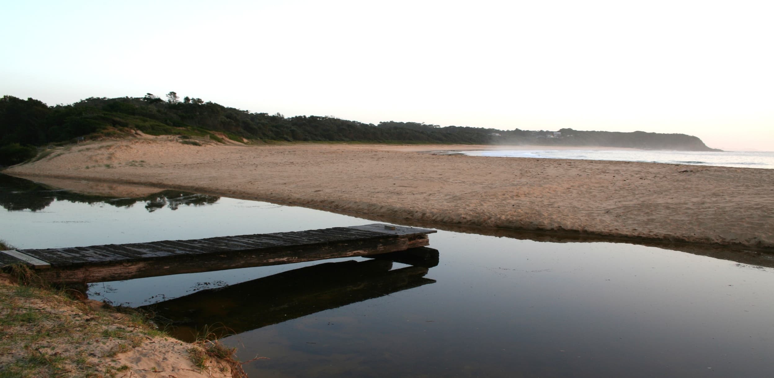 Public toilet facilities in Black Head, NSW