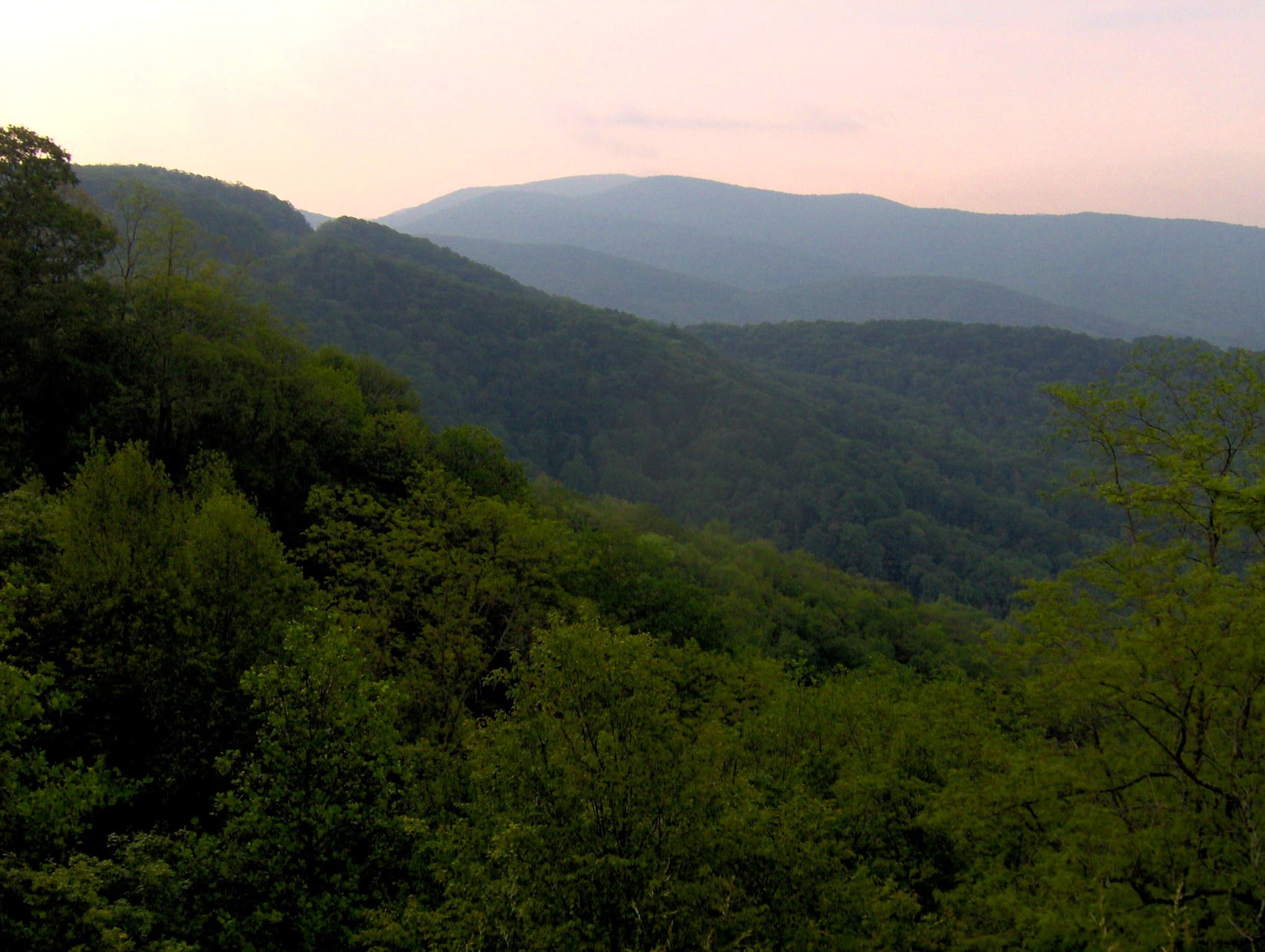 Public restroom facilities in Unicoi, Tennessee