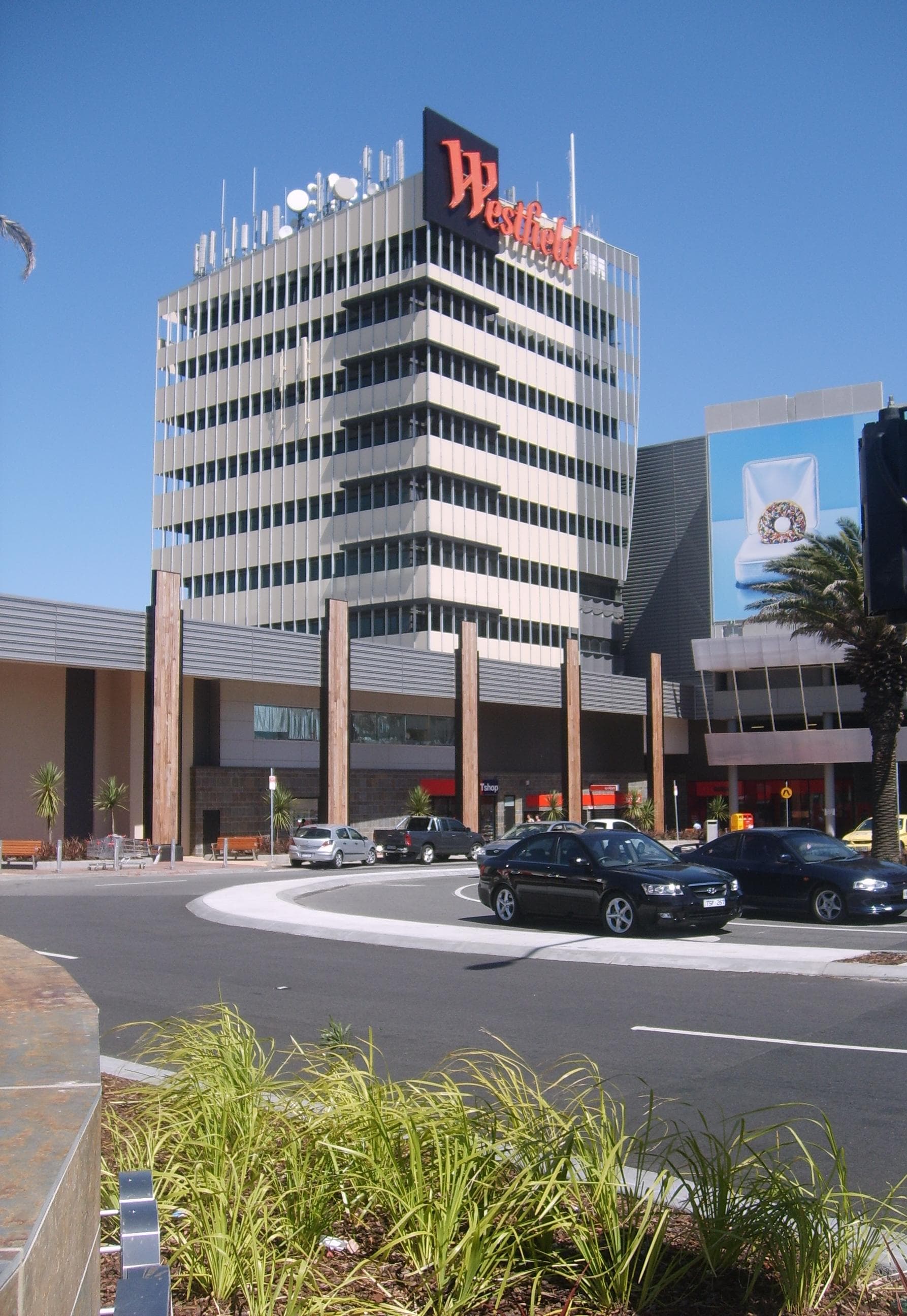 Public toilet facilities in Doncaster, VIC