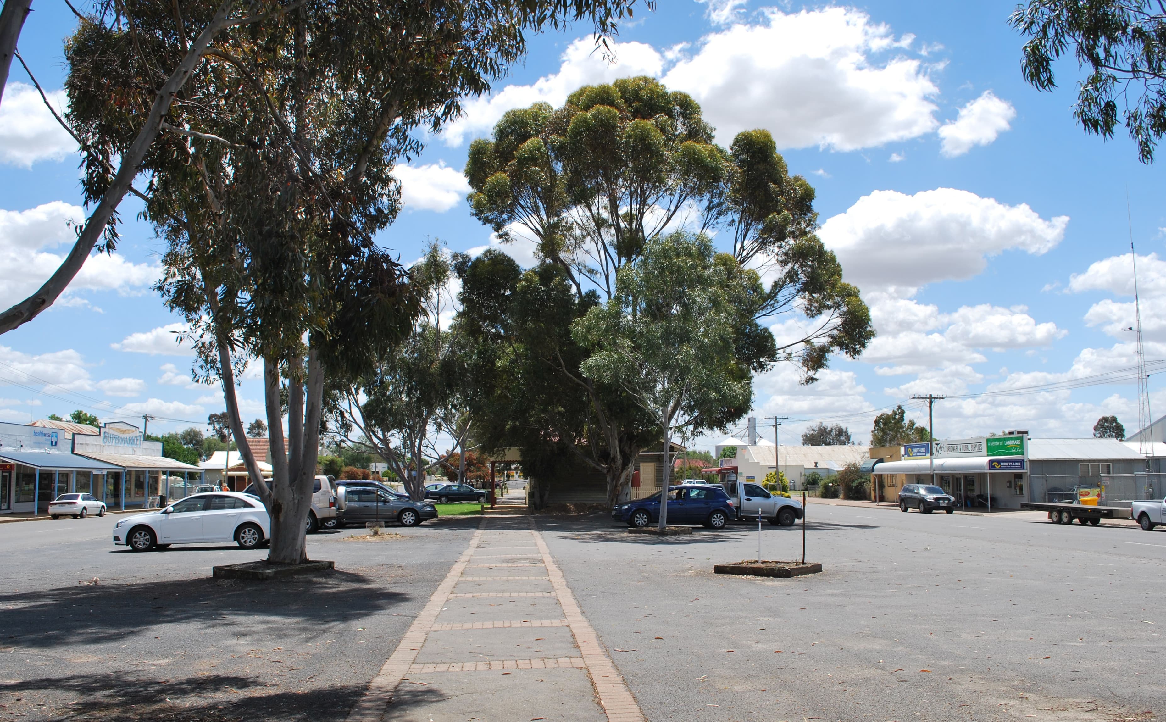 Public toilet facilities in Ruparnyup, VIC