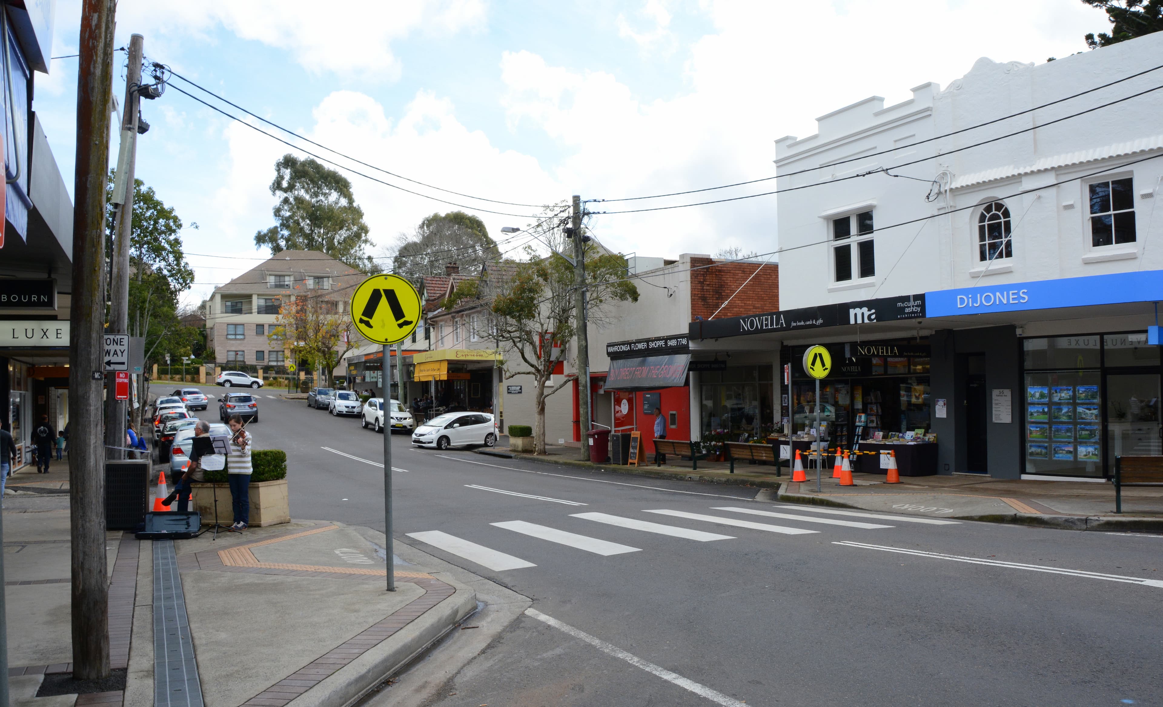Public toilet facilities in North Wahroonga, NSW