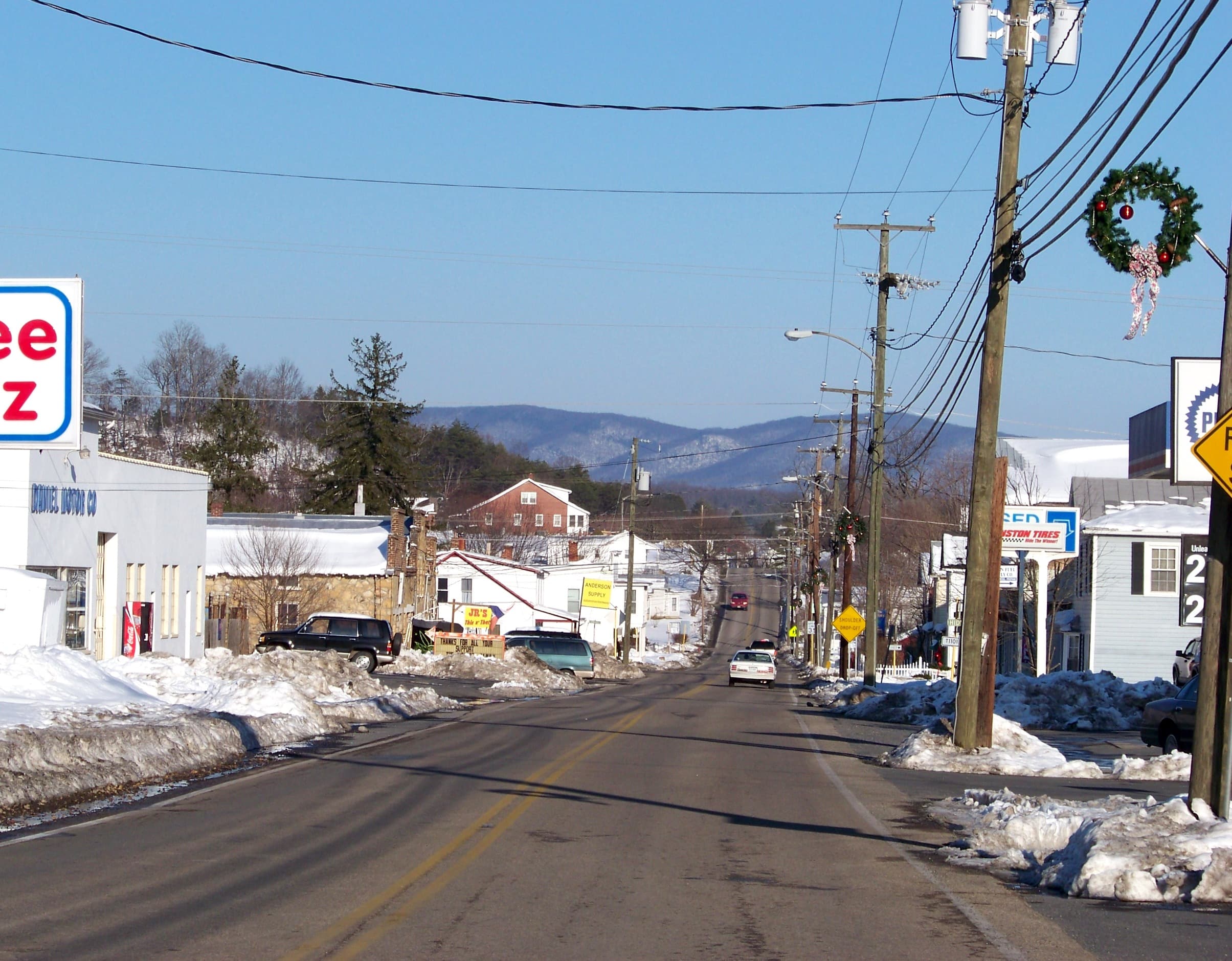 Public restroom facilities in Craigsville, West Virginia