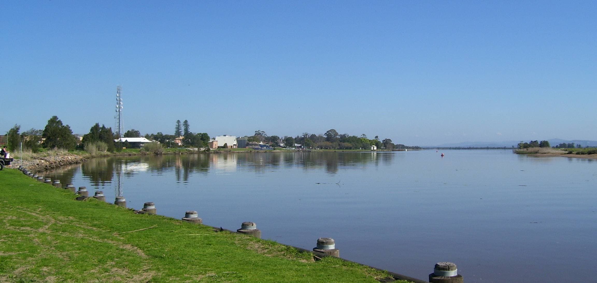 Public toilet facilities in Raymond Terrace, NSW