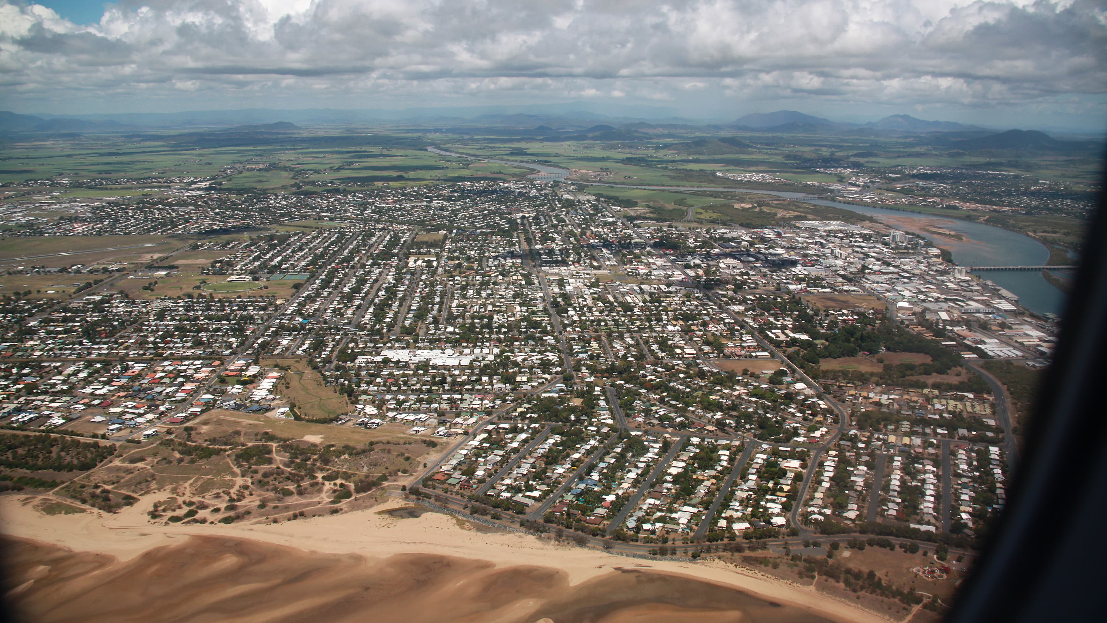 Public toilet facilities in East Mackay, QLD