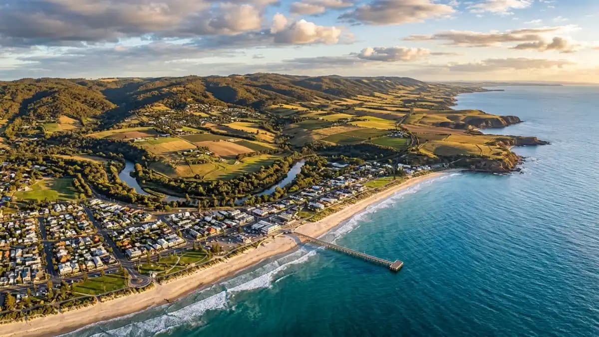 Scenic views of the region surrounding Henley Beach