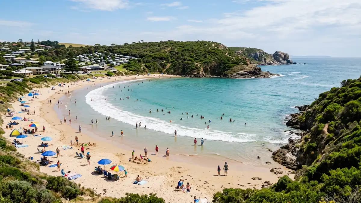 Horseshoe Bay in Port Elliot, South Australia — sheltered family beach with calm turquoise water