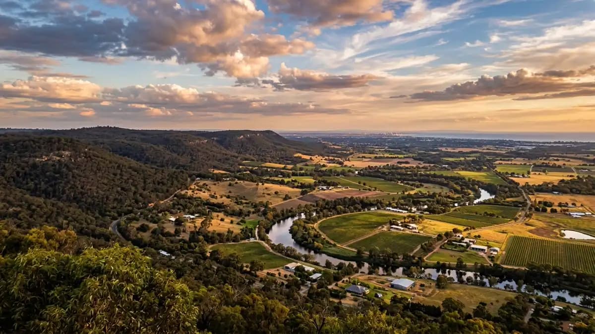 Scenic views of the region surrounding Swan Valley
