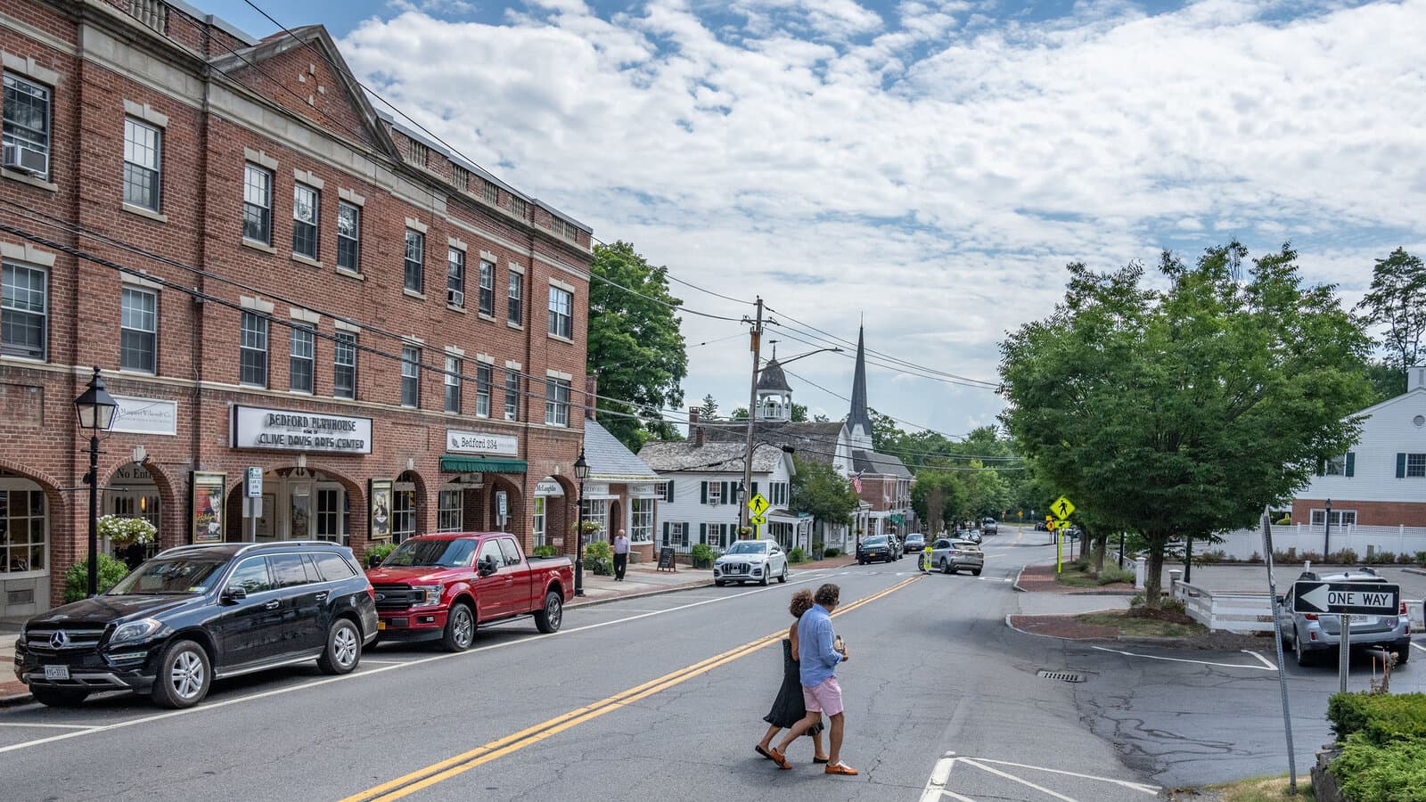 Public restroom facilities in Town of Bedford, New York