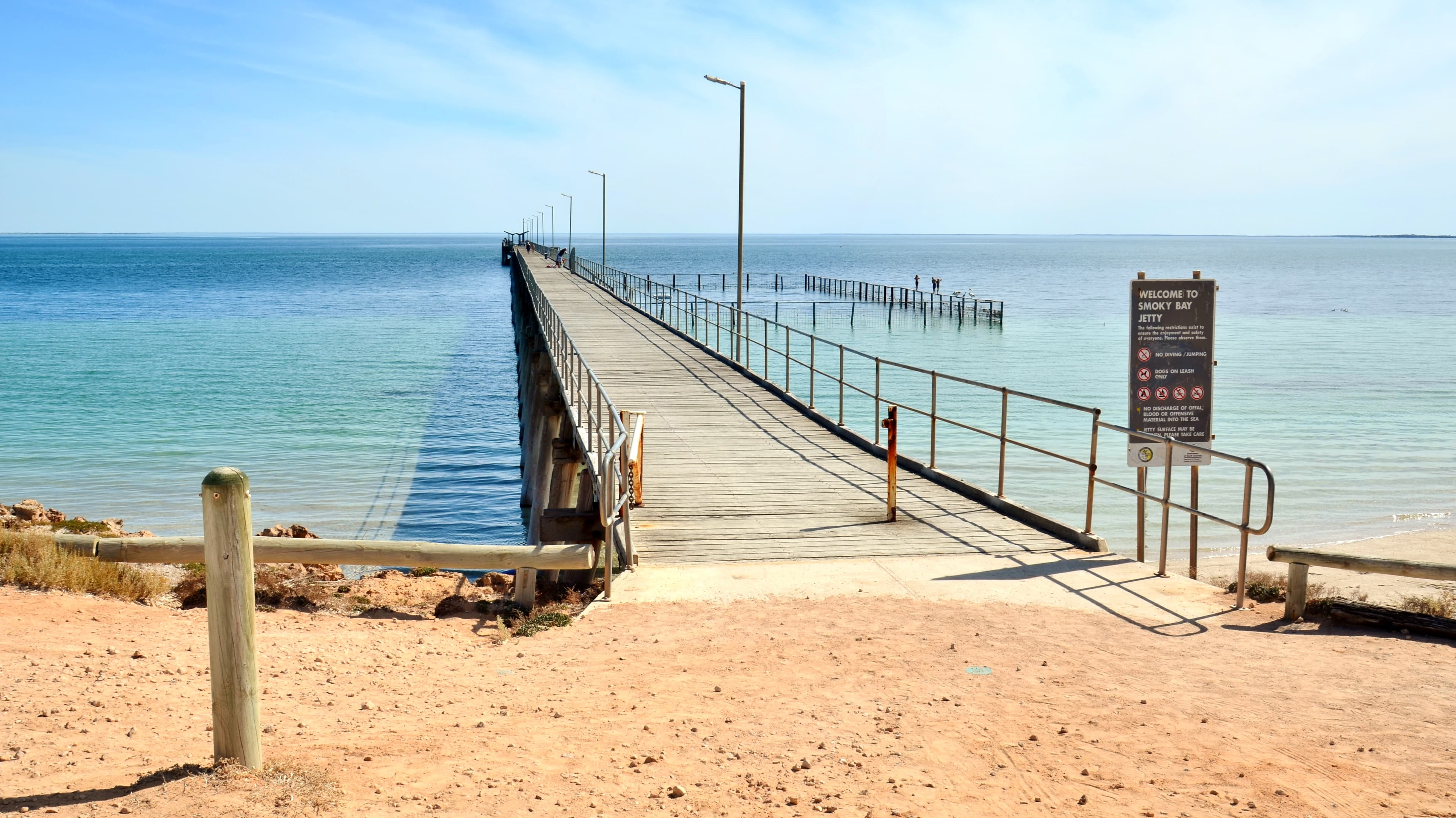 Public toilet facilities in Smoky Bay, SA