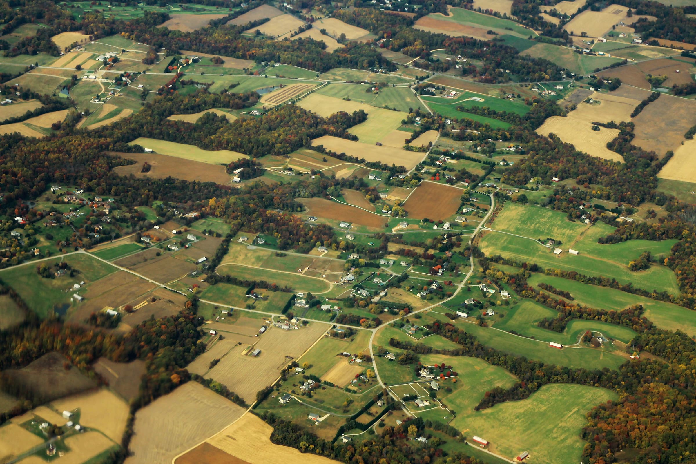 Public restroom facilities in Lothian, Maryland