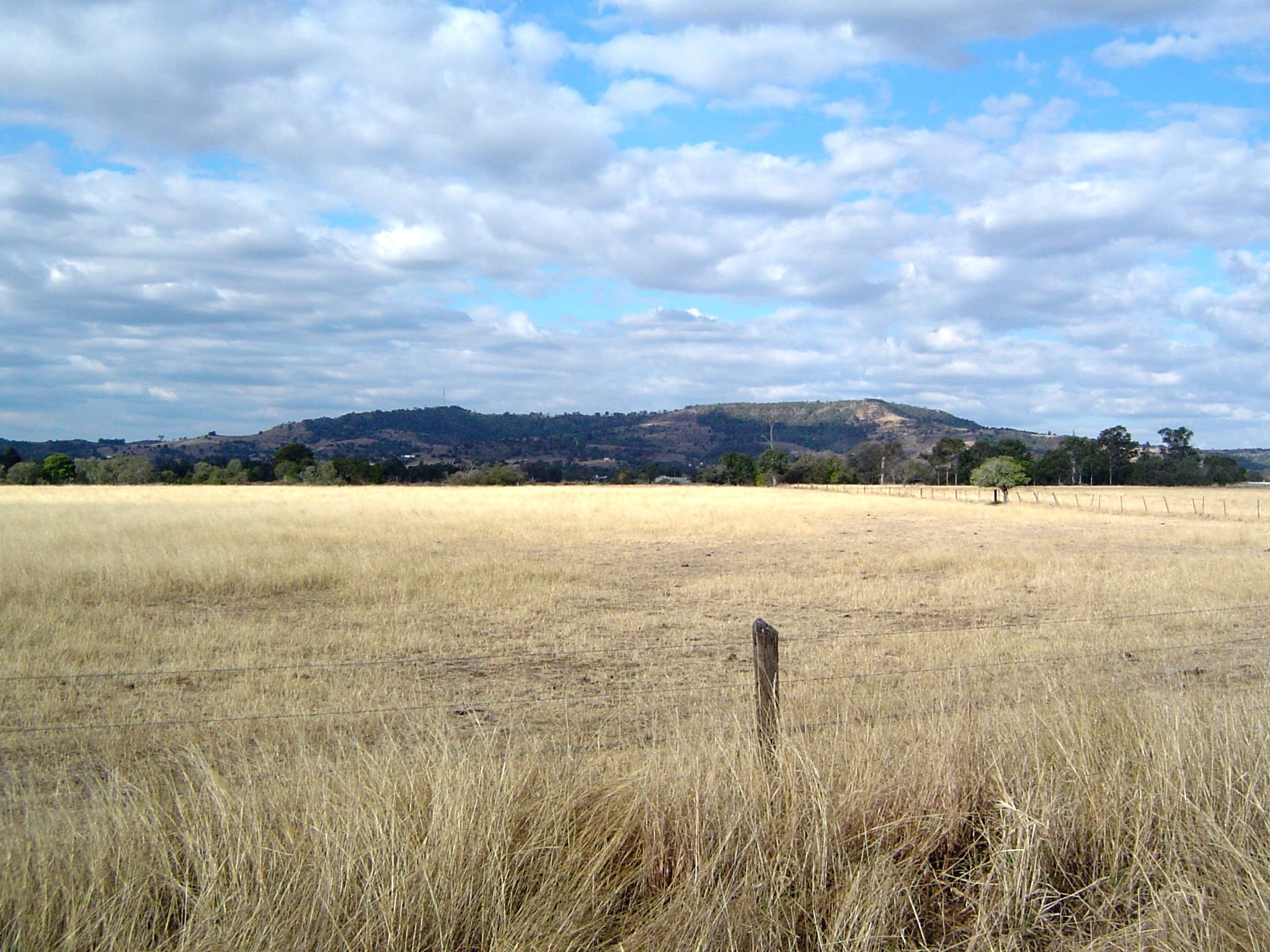 Public toilet facilities in Coolabunia, QLD