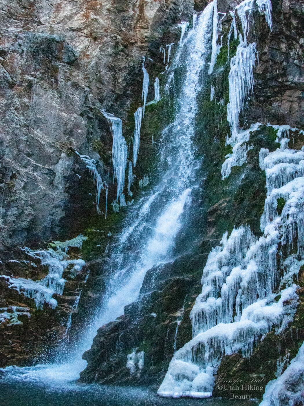 Public restroom facilities in Bullion Falls, Utah