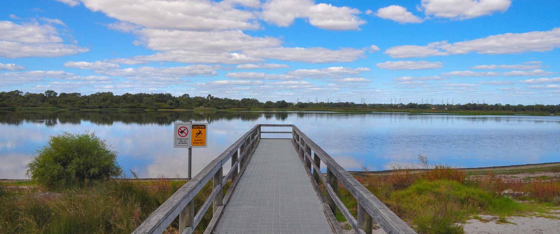 Public toilet facilities in Bibra Lake, WA